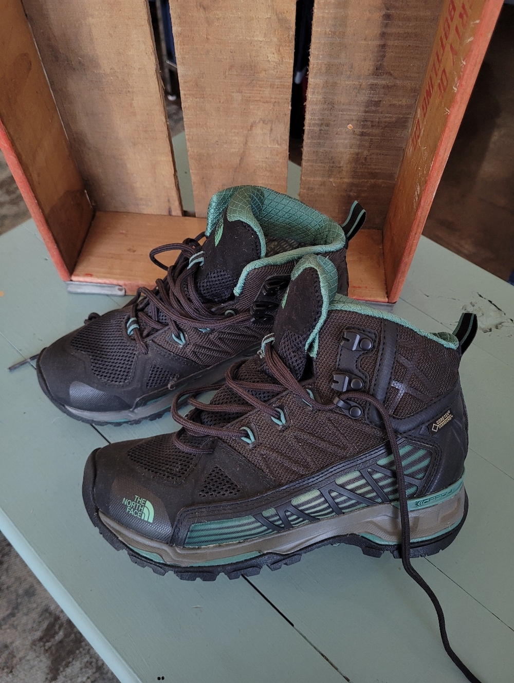 Brand New Womens Hiking Boots
